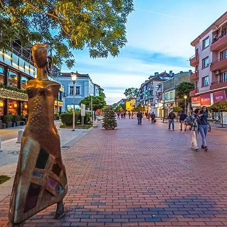 City-centre 1 瓦爾納