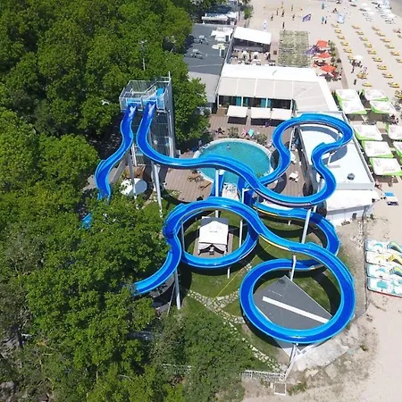 City-centre 1 * Warna