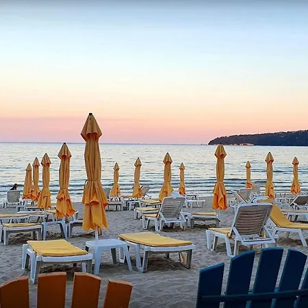 City-centre 1 * Warna